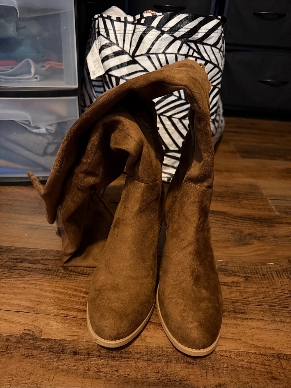 Women’s Brown Suede Knee-High Boots - Classic Casual Style
